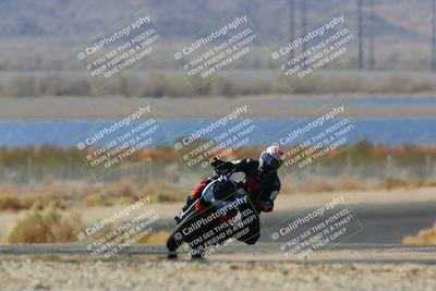 media/Apr-10-2022-SoCal Trackdays (Sun) [[f104b12566]]/Turn 14 (10am)/